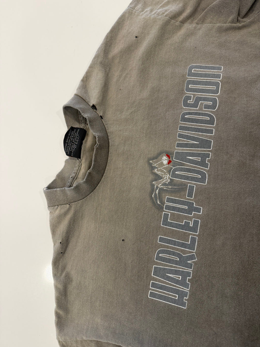 Grey/beige washed spider long sleeve