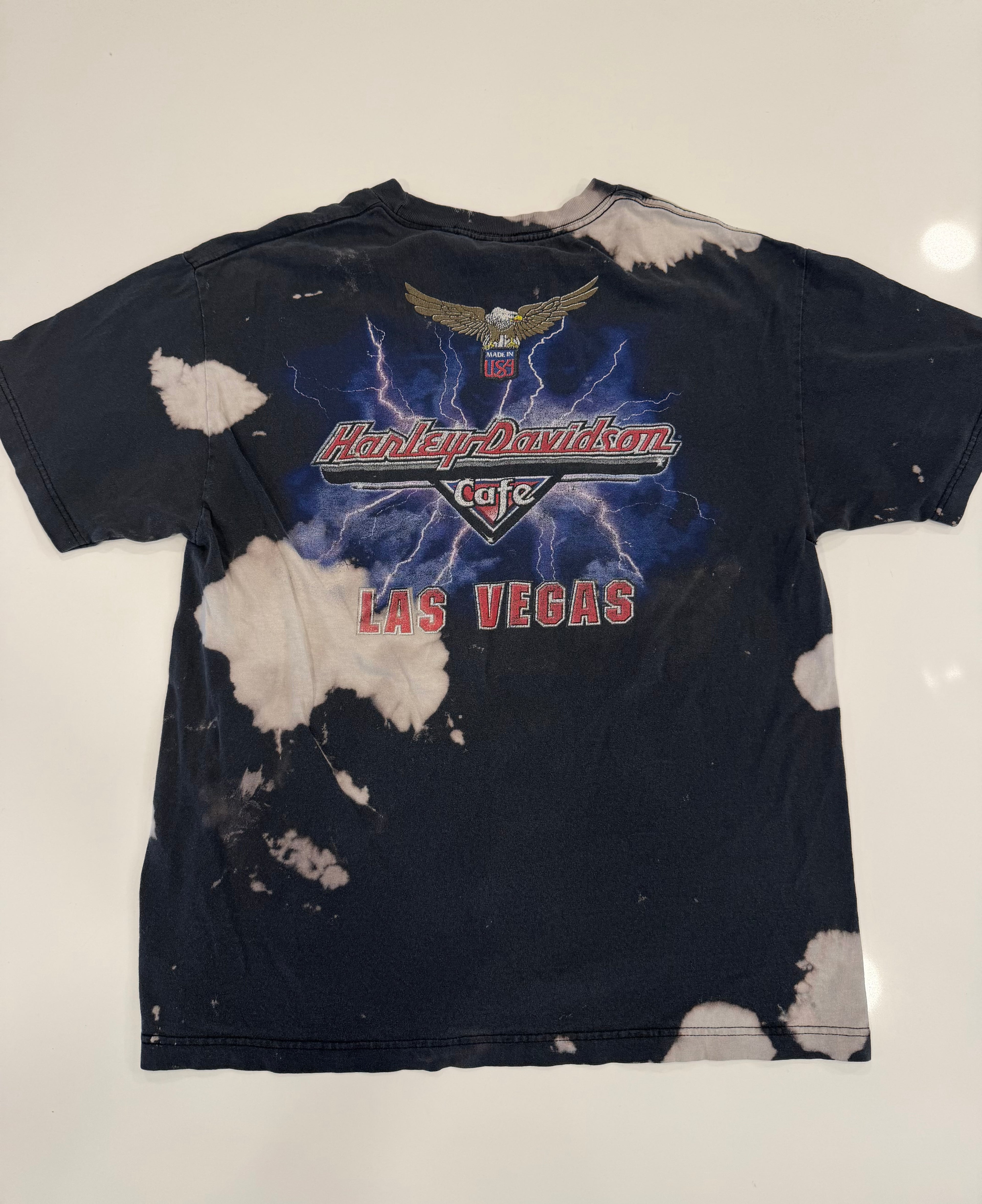 Las Vegas cafe bleached tee