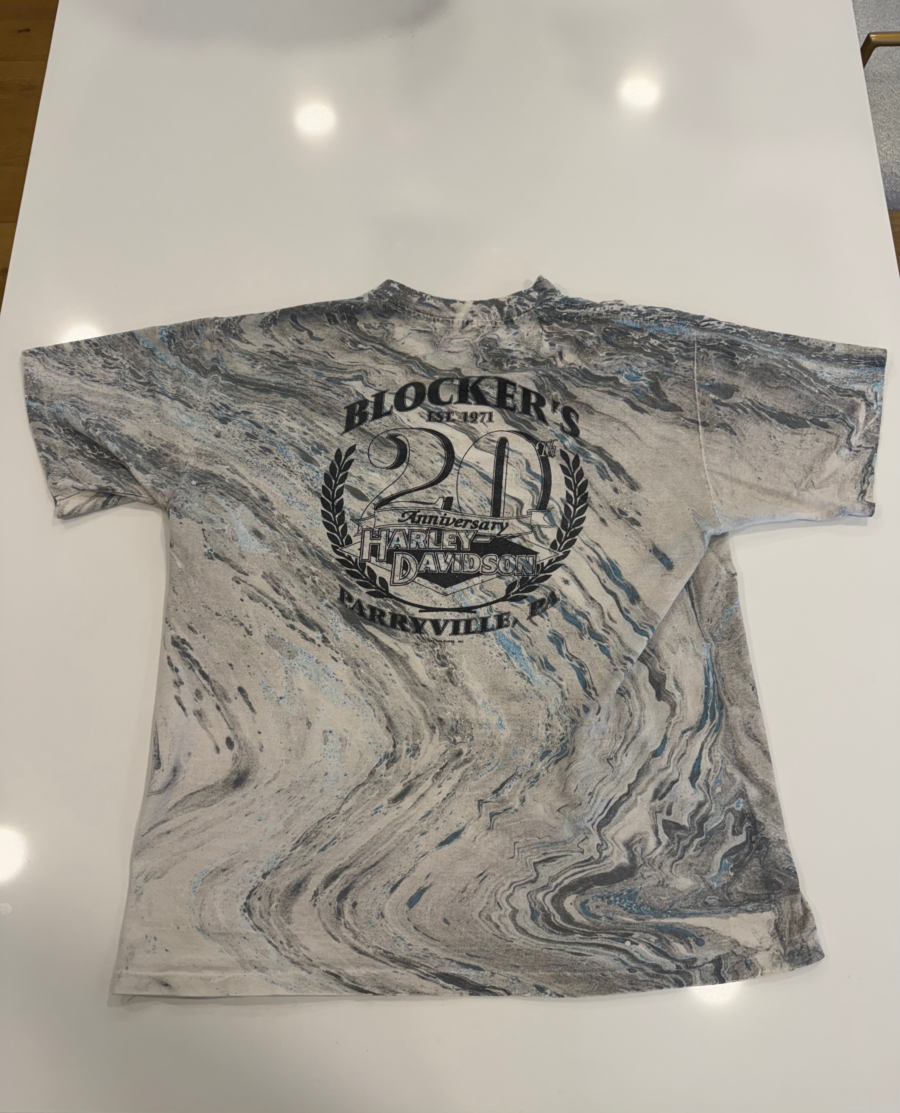 Marble teal, grey, white eagle tee