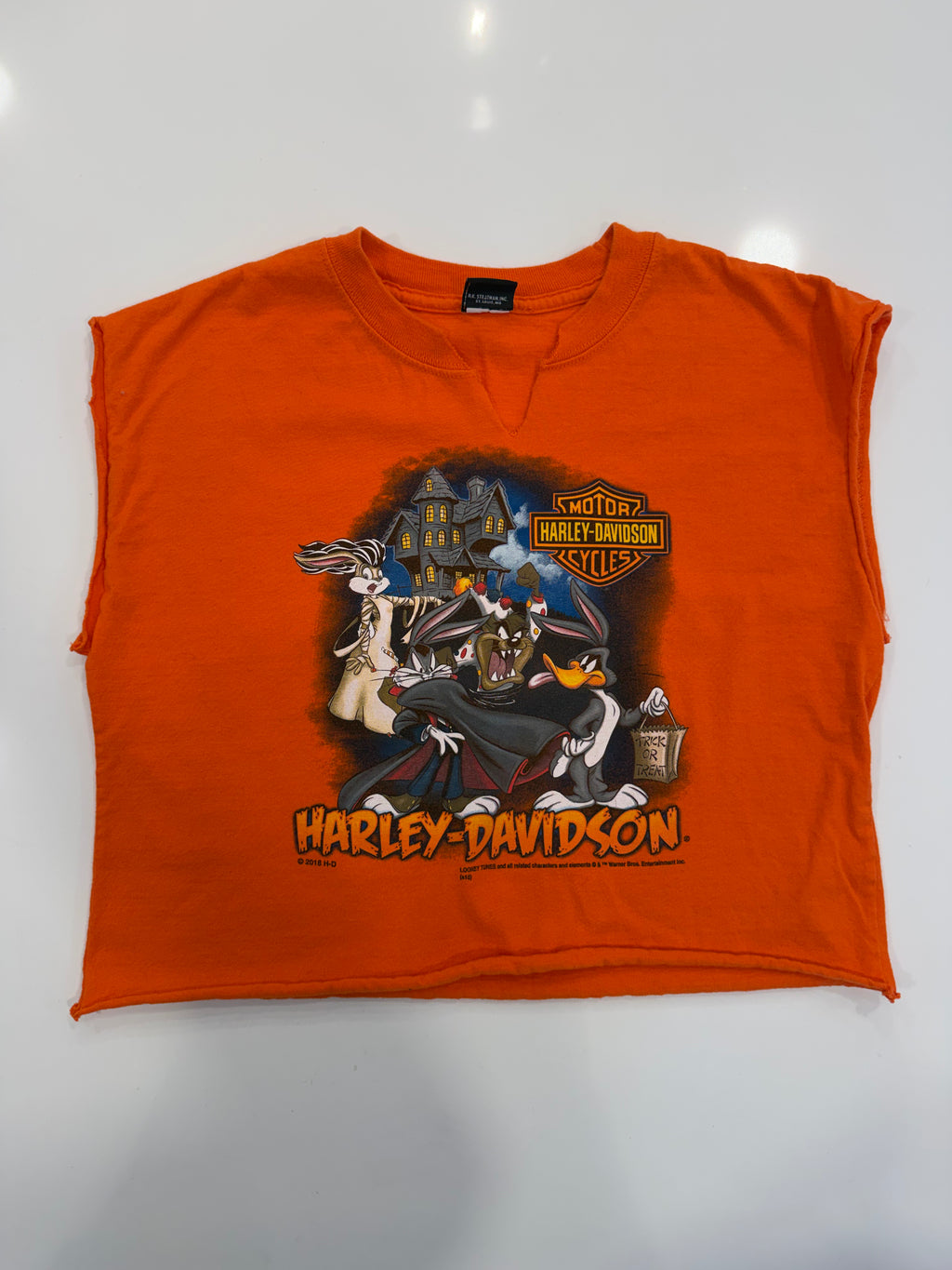 Halloween Looney Tunes cropped tee