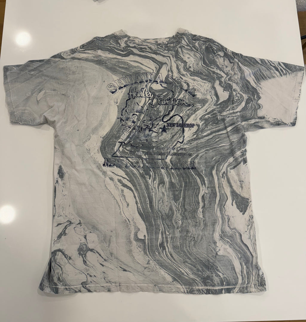 Grey and white marble tee