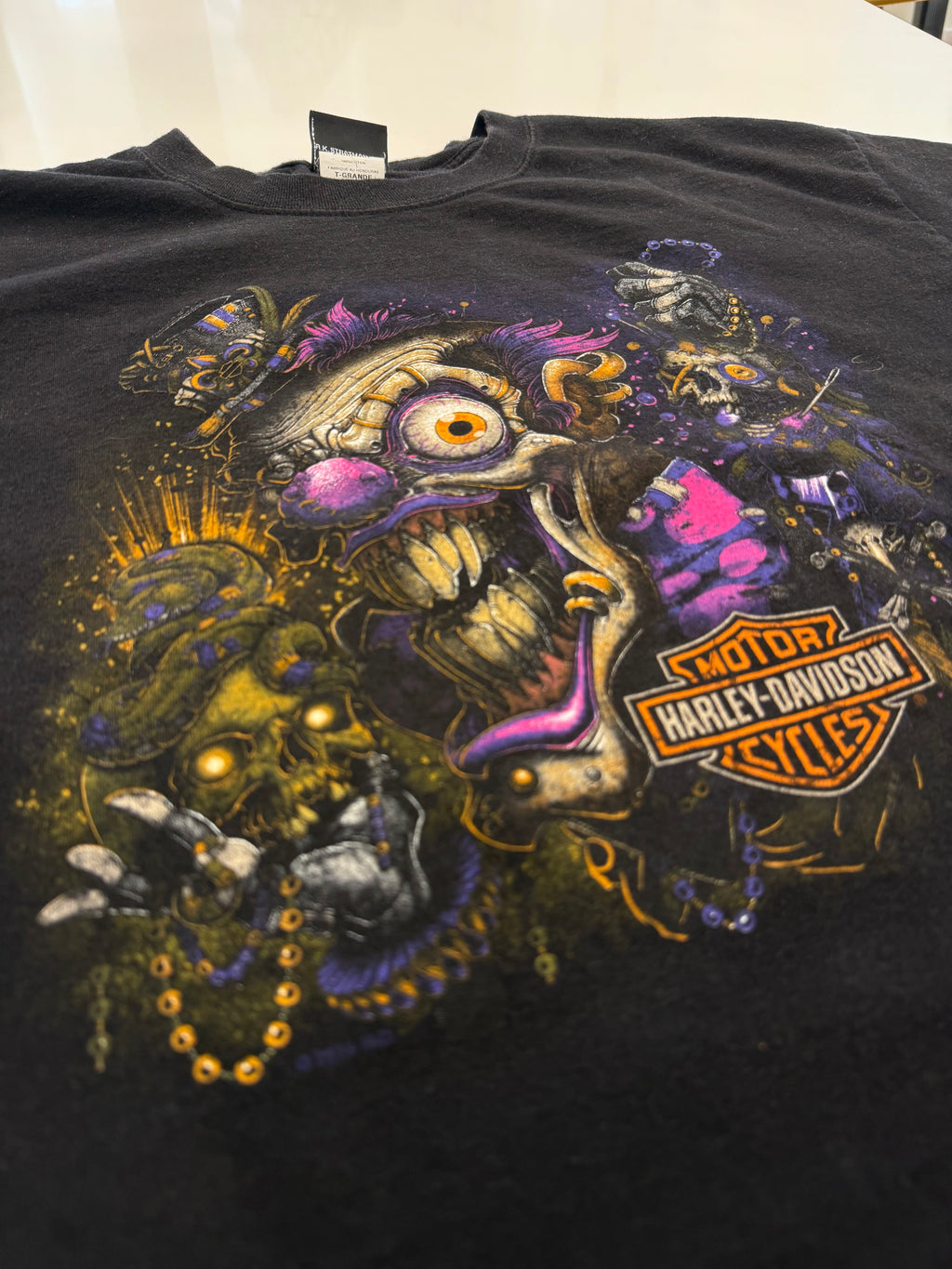 Purple creepy clown tee