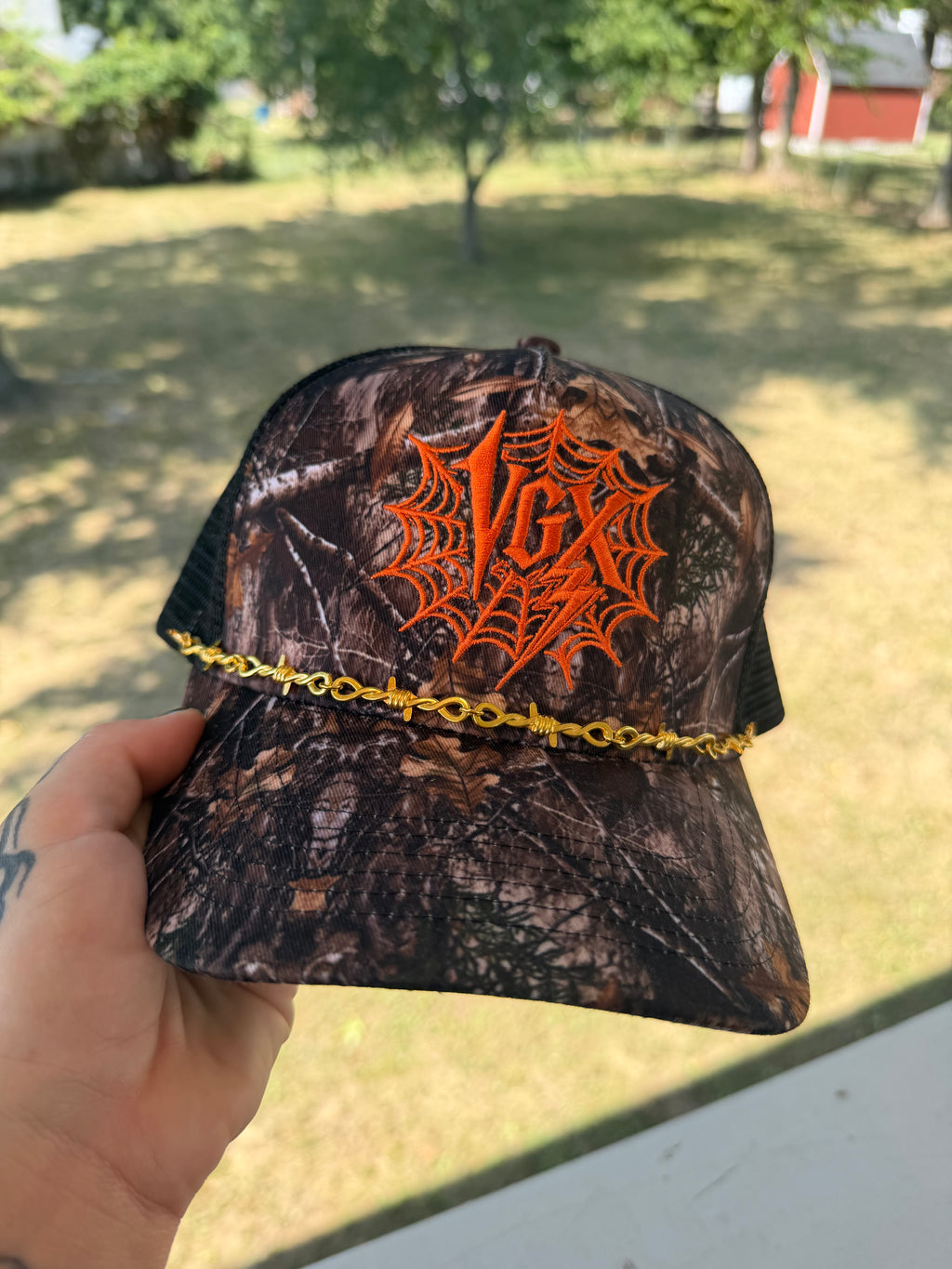 Gold barb wire hat chain