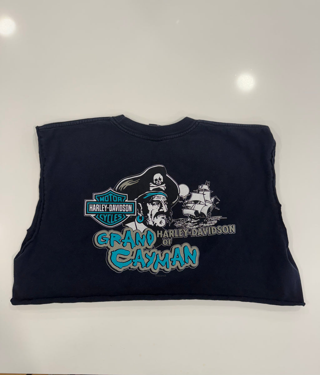 Tropical pirates tee