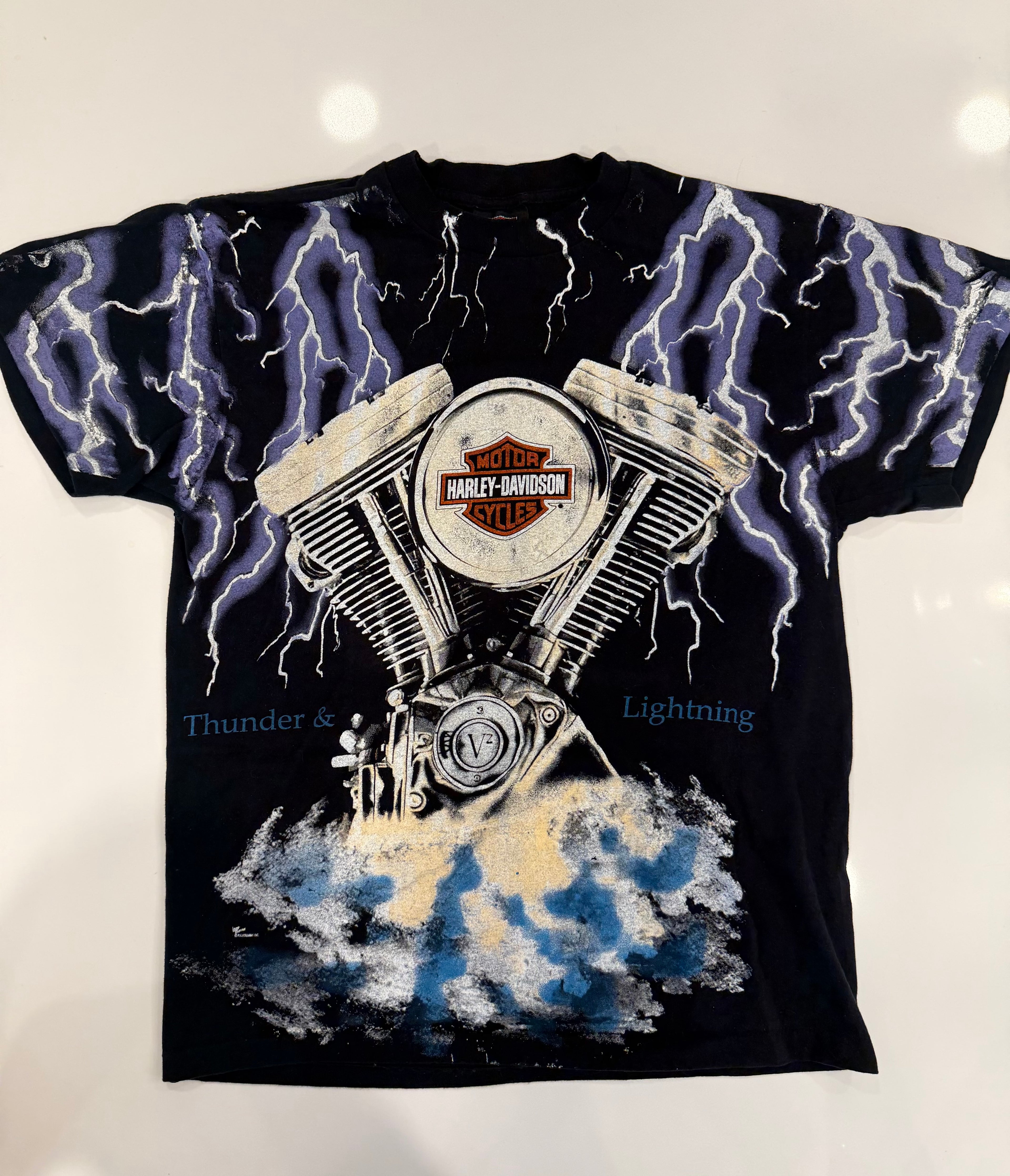 Thunder and lightening bolt T shirt
