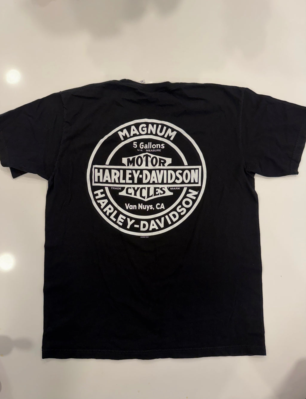 Van Nuys Cali Keep it Twisted tee