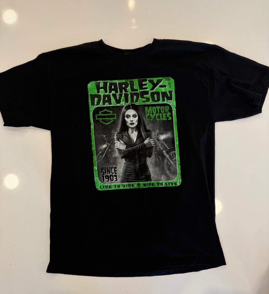 New Windsor Morticia tee