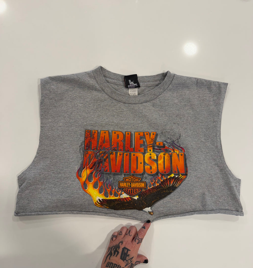 Hawaii flaming eagle cropped muscle tank