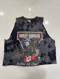 Follow no one cropped tank