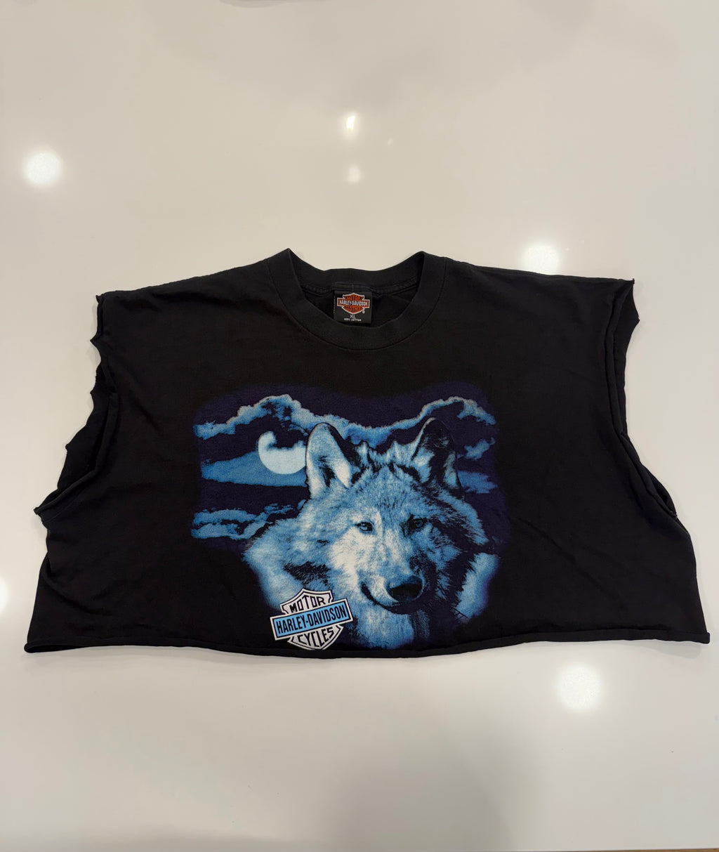 Blue night wolf crop