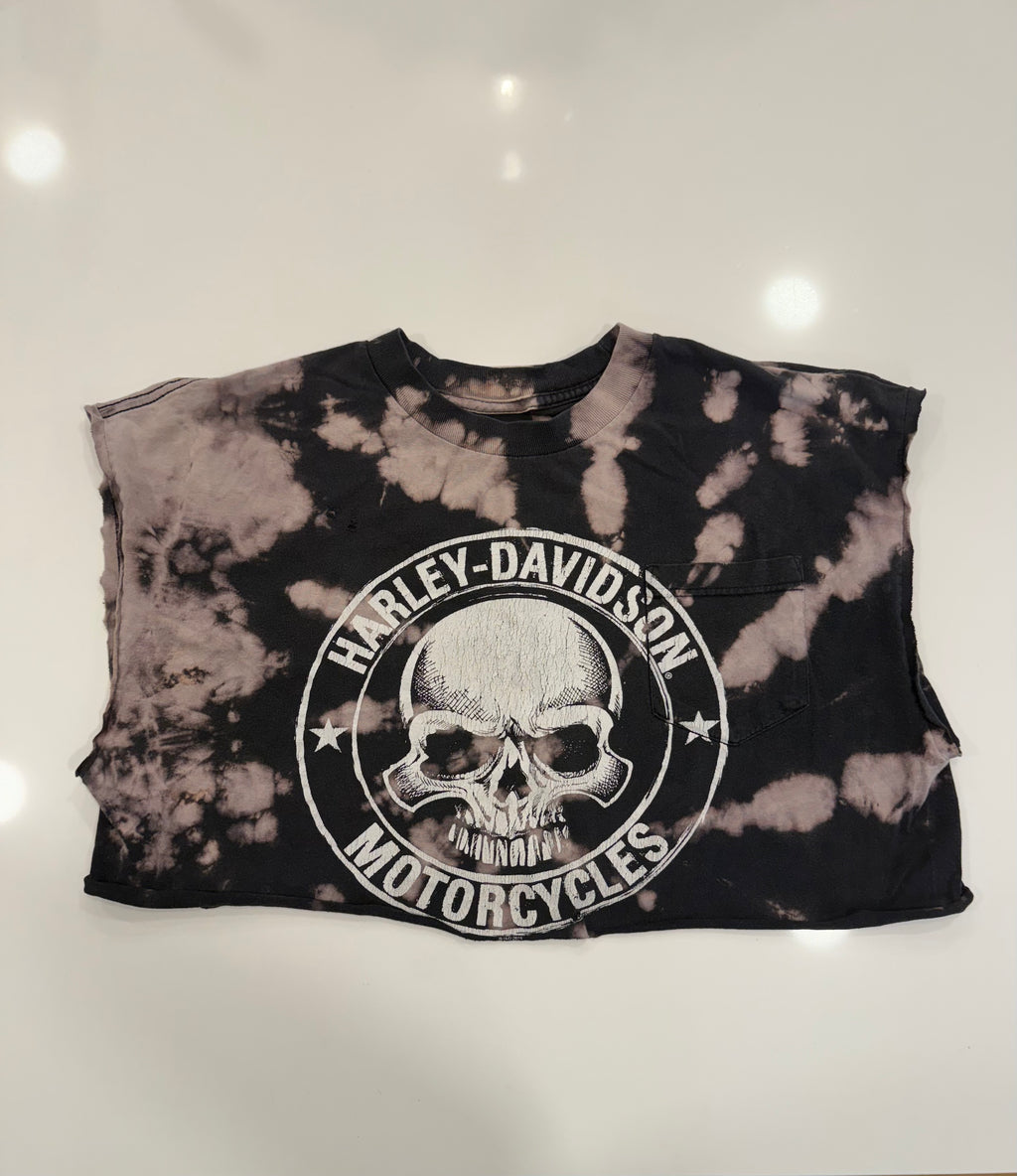Tie dye skull crop