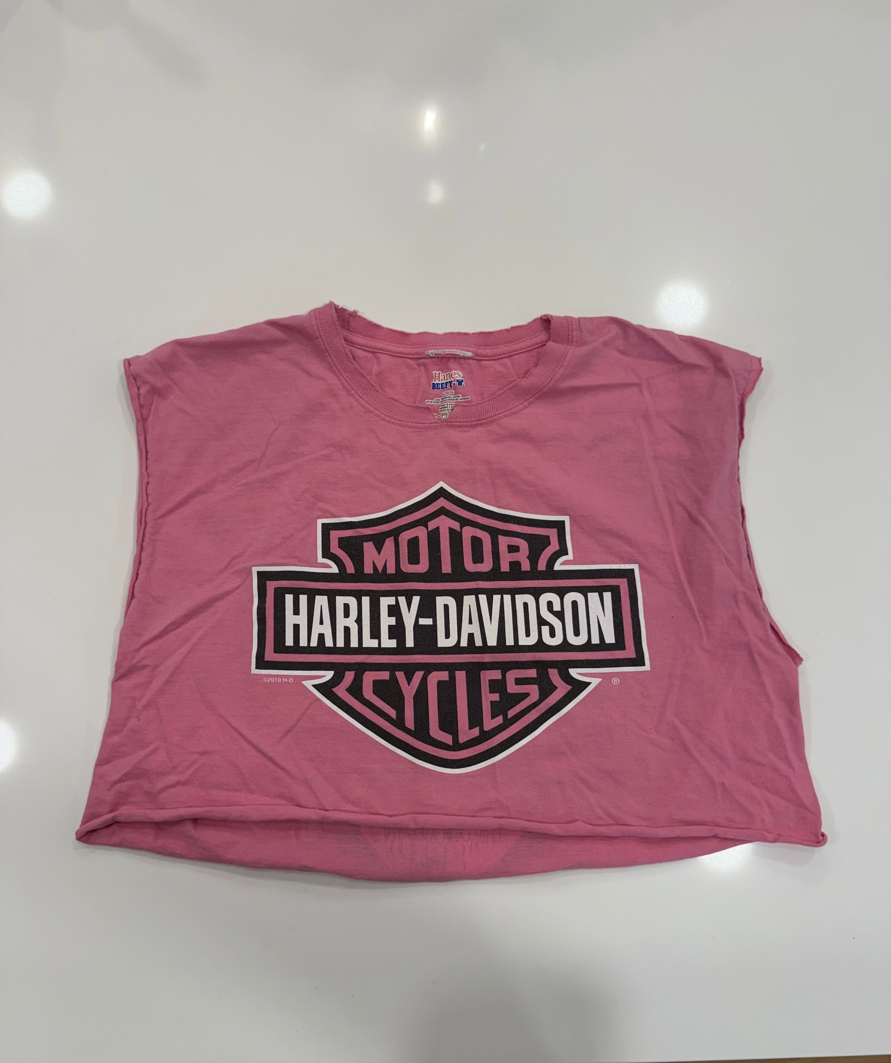 Pink skull crop