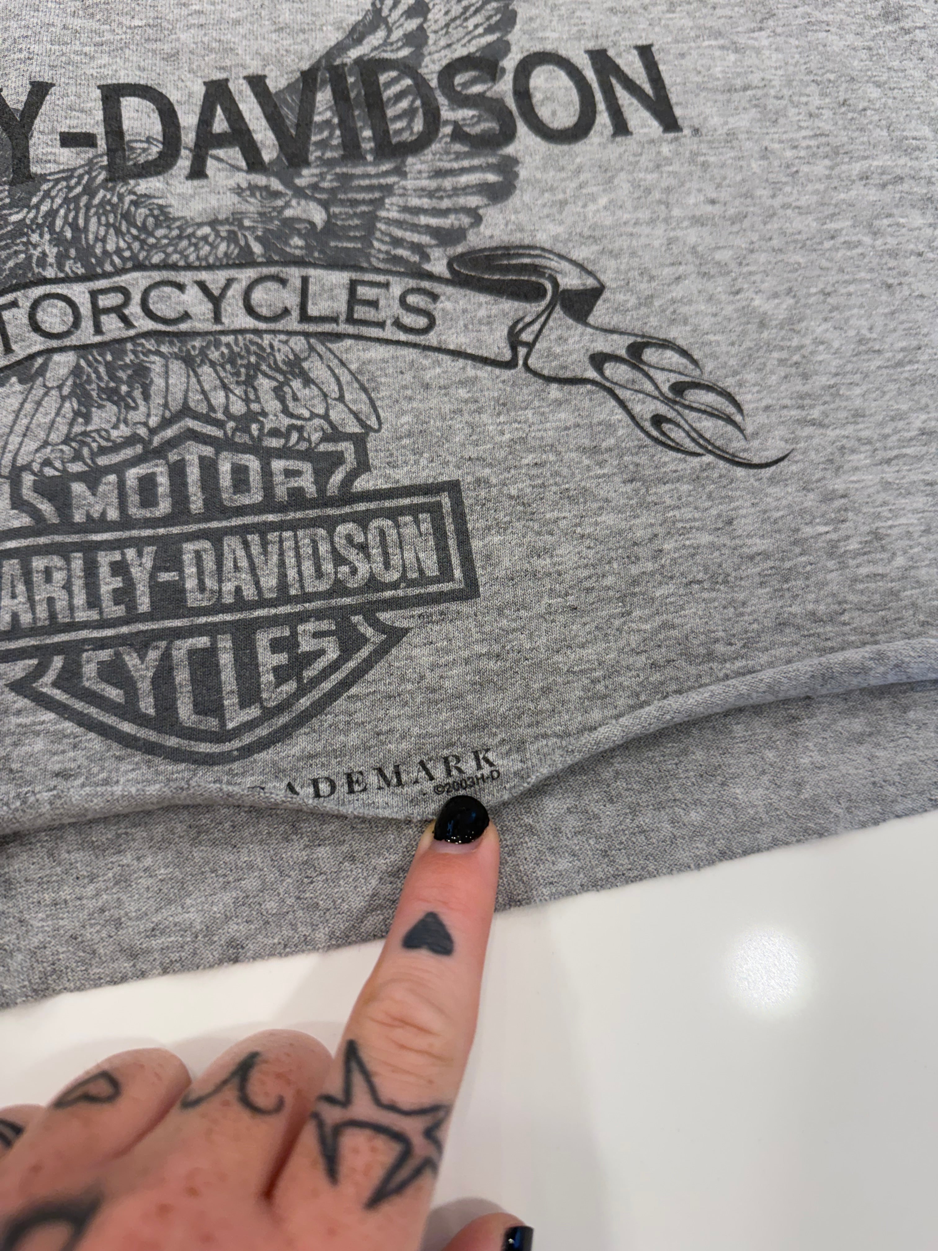 Grey cropped tank