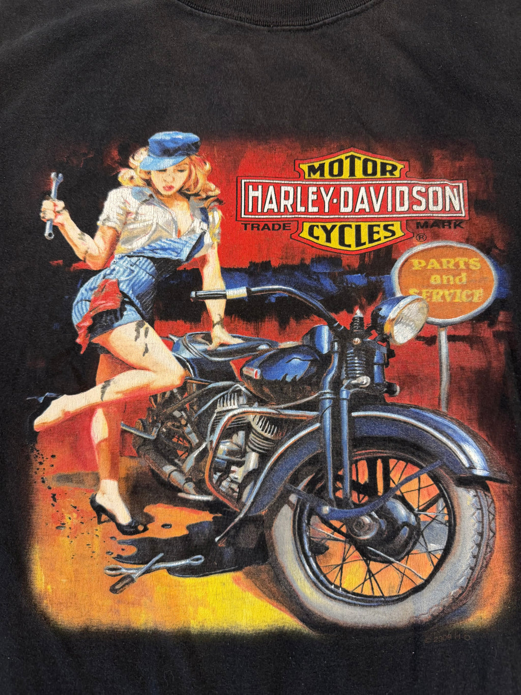 Blonde pin-up girl tee