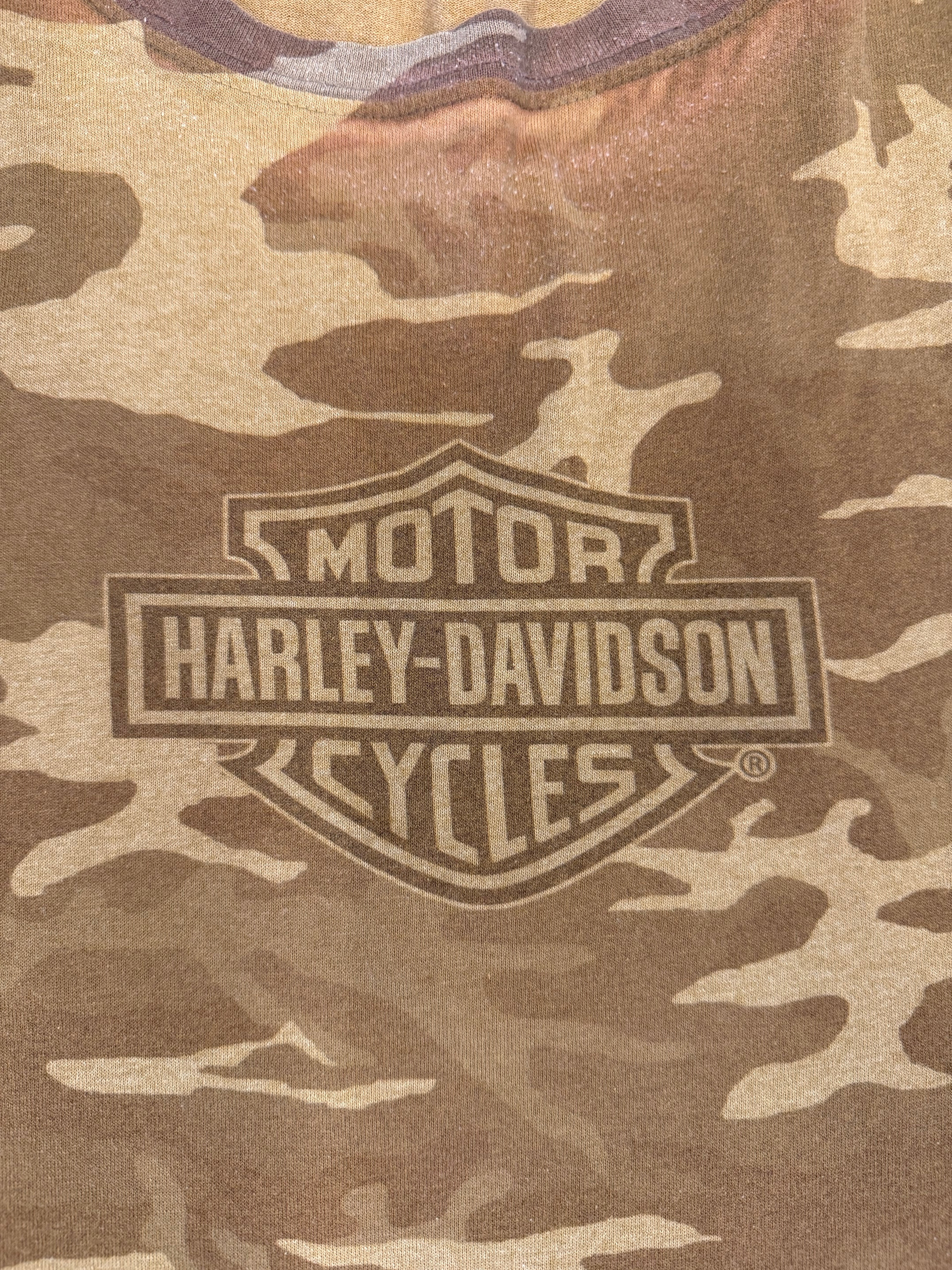 Camo tee