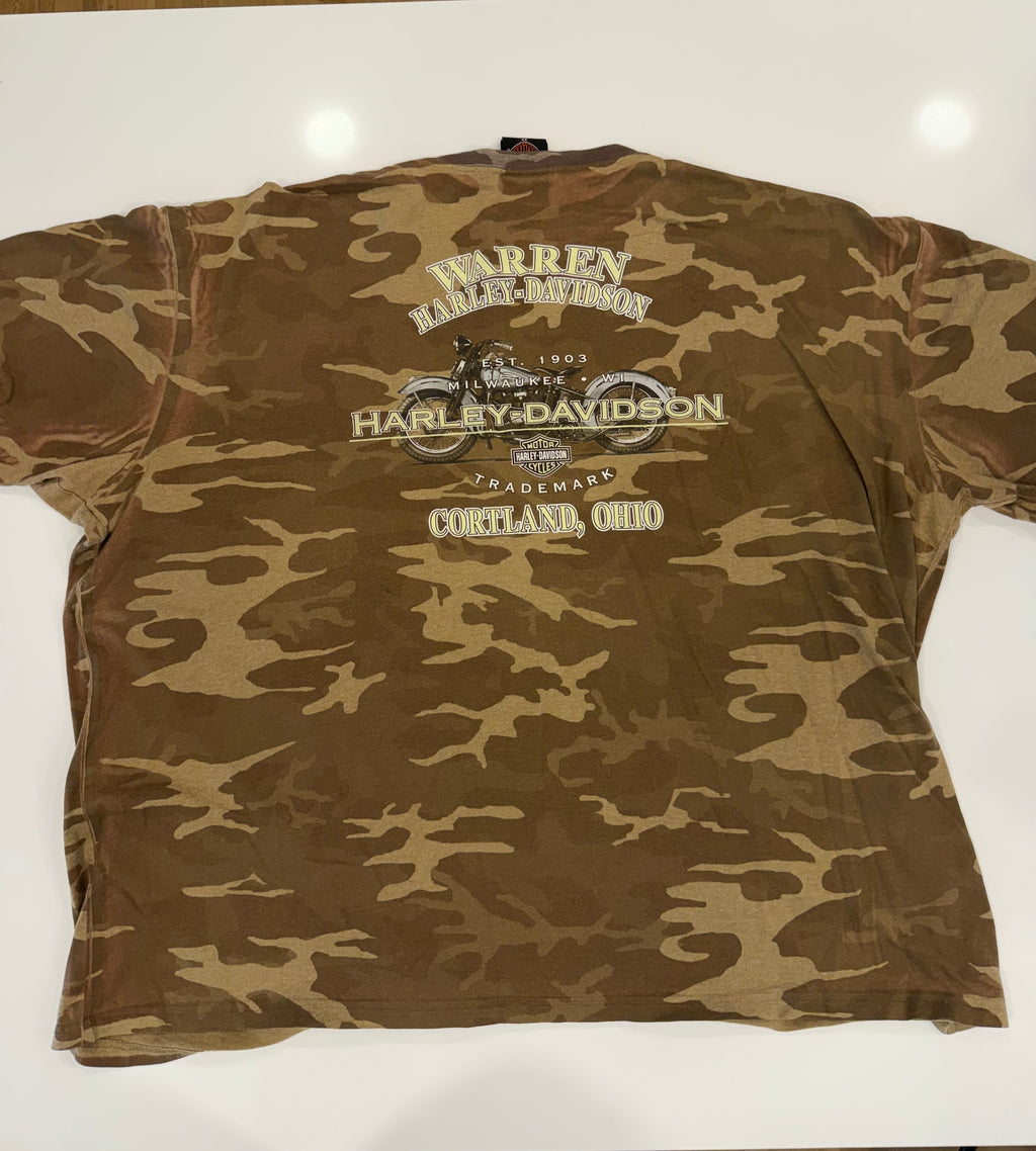 Camo tee