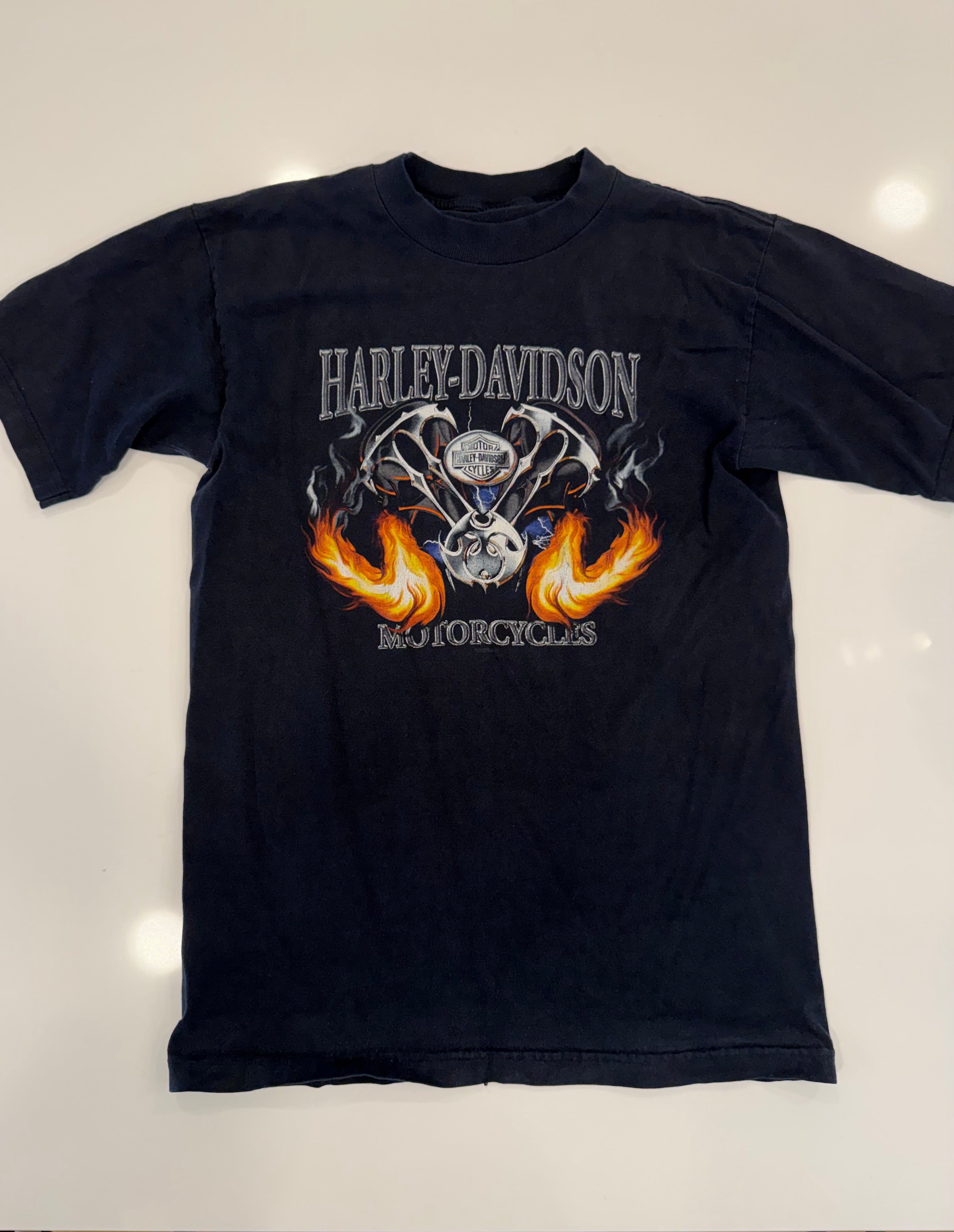 Jail Y2K style tee