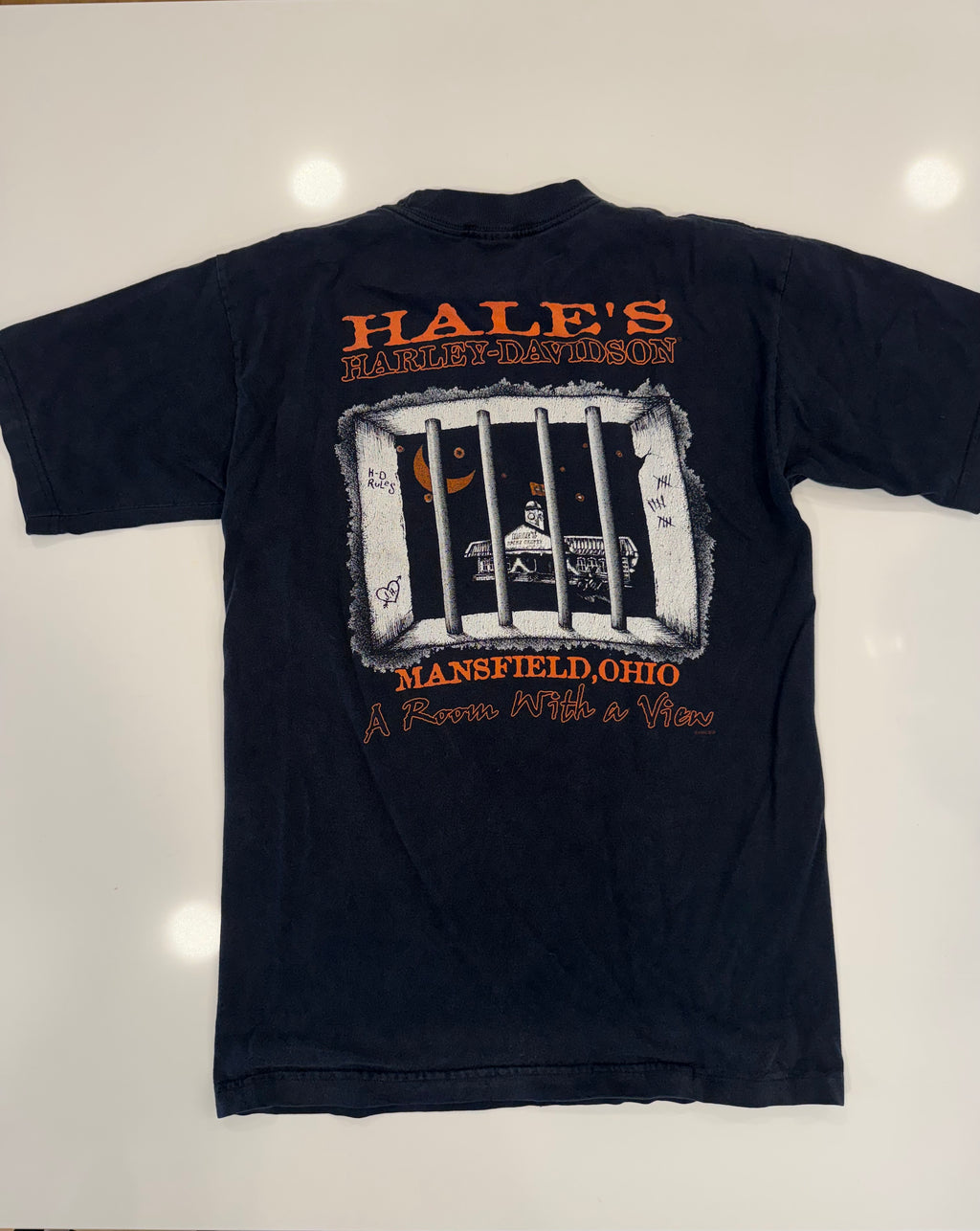 Jail Y2K style tee