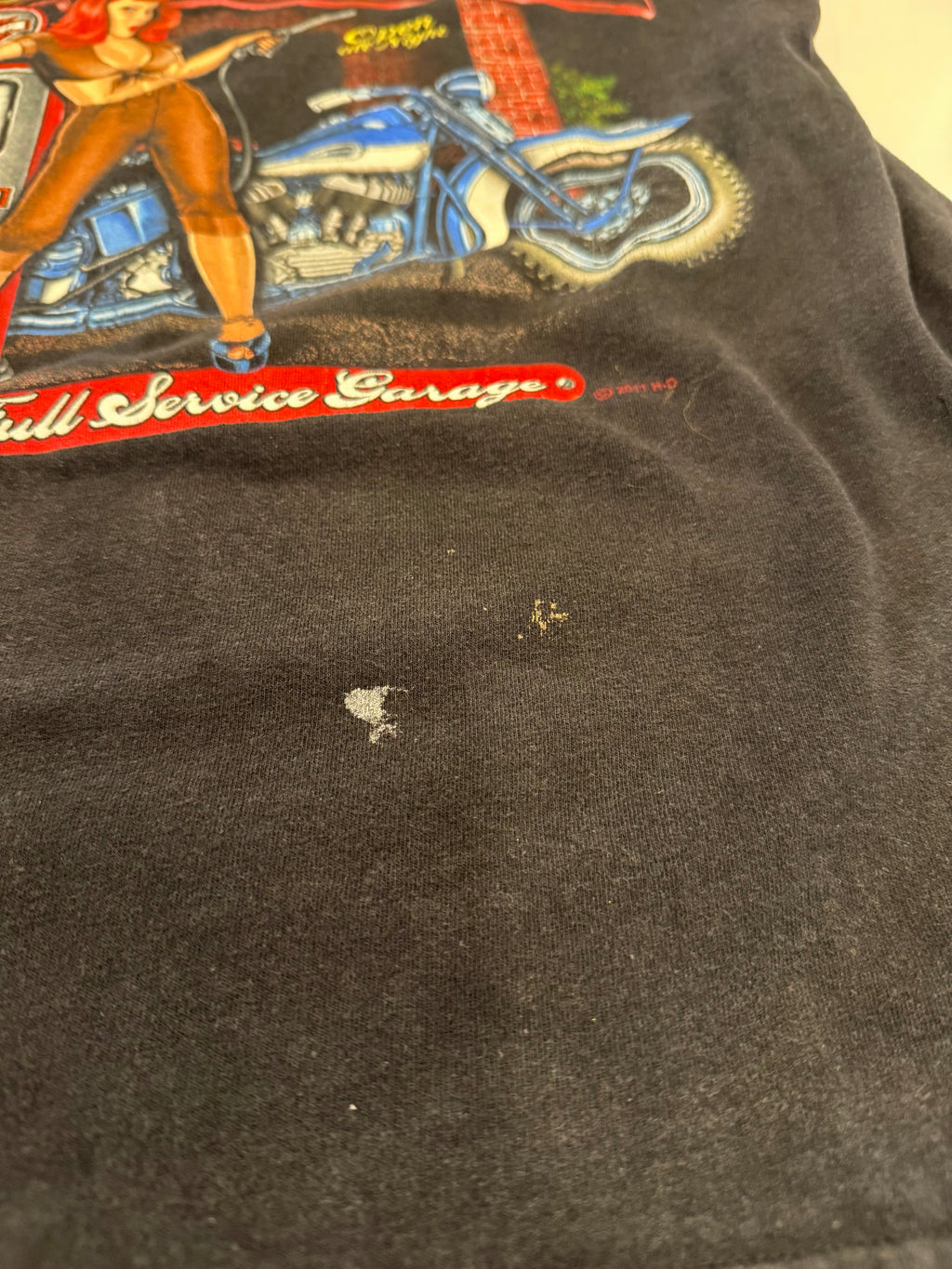 Full service garage pin-up girl tee