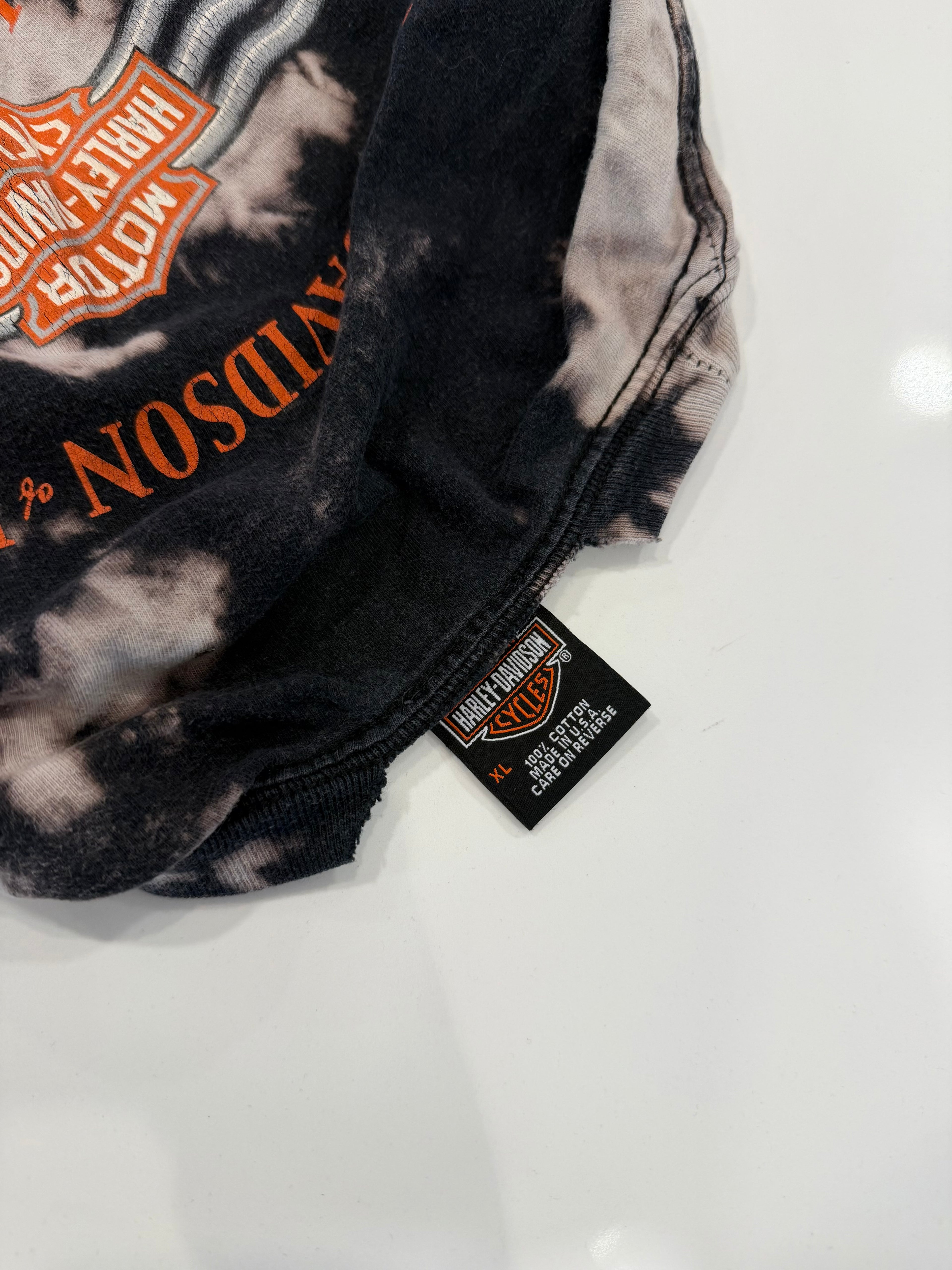 Y2K wings bleached tee